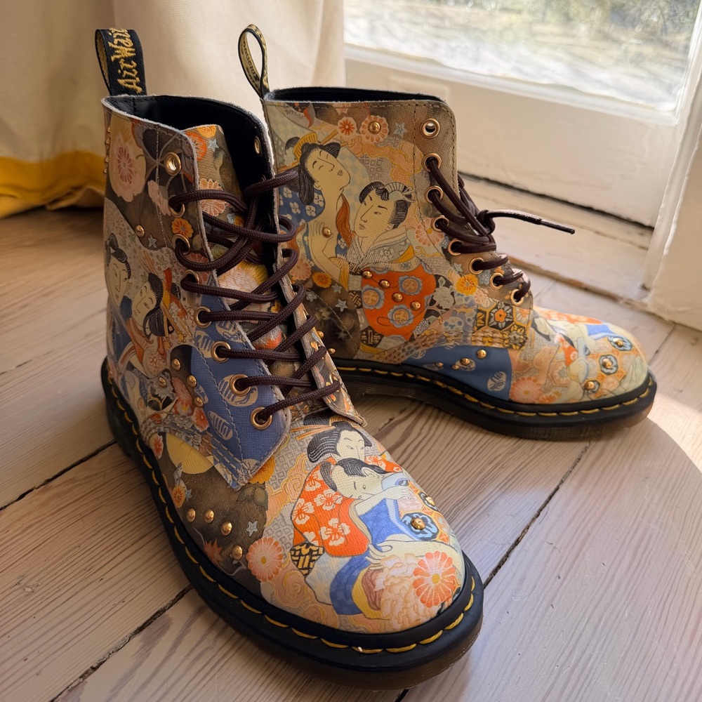 Dr. Martens 1460 PASCAL Eastern Art Multicolor Print Boots Size US 8